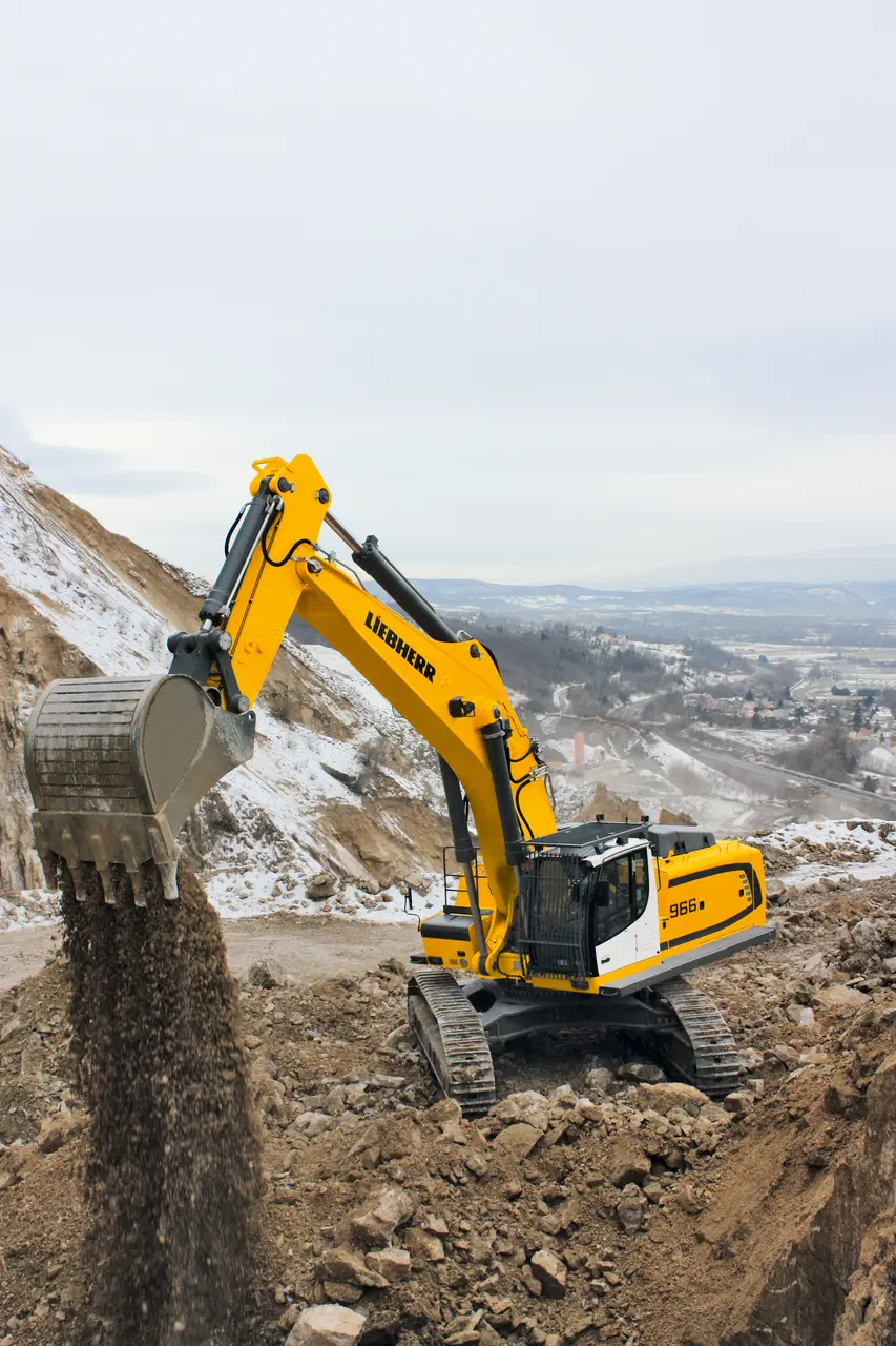 ラヴィ R 966 Litronic - Liebherr